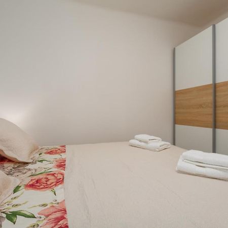 Apartment Agnese2 罗维尼 外观 照片
